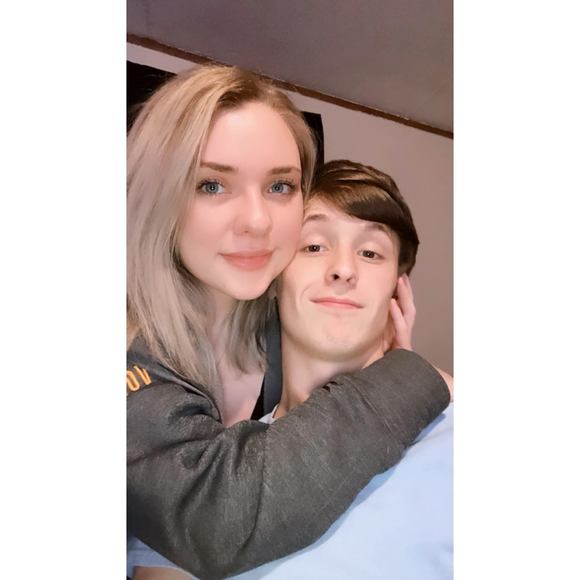 Meet your Posher, Cassie - Picture 1 of 1